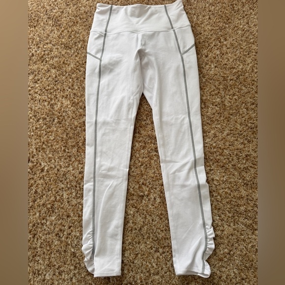 FP Movement by Free People Pants - Free People Movement Leggings white/gray stitching size xs rouched bottoms